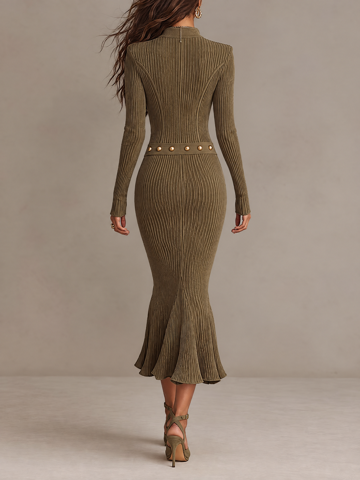 Marta | Midi dress in ribbed knit with zip, mermaid hem, and studded belt