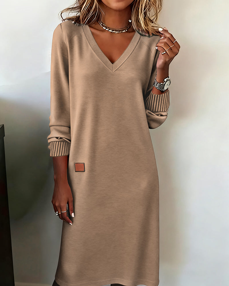 Galenique Relaxed V Neck Sweater Dress
