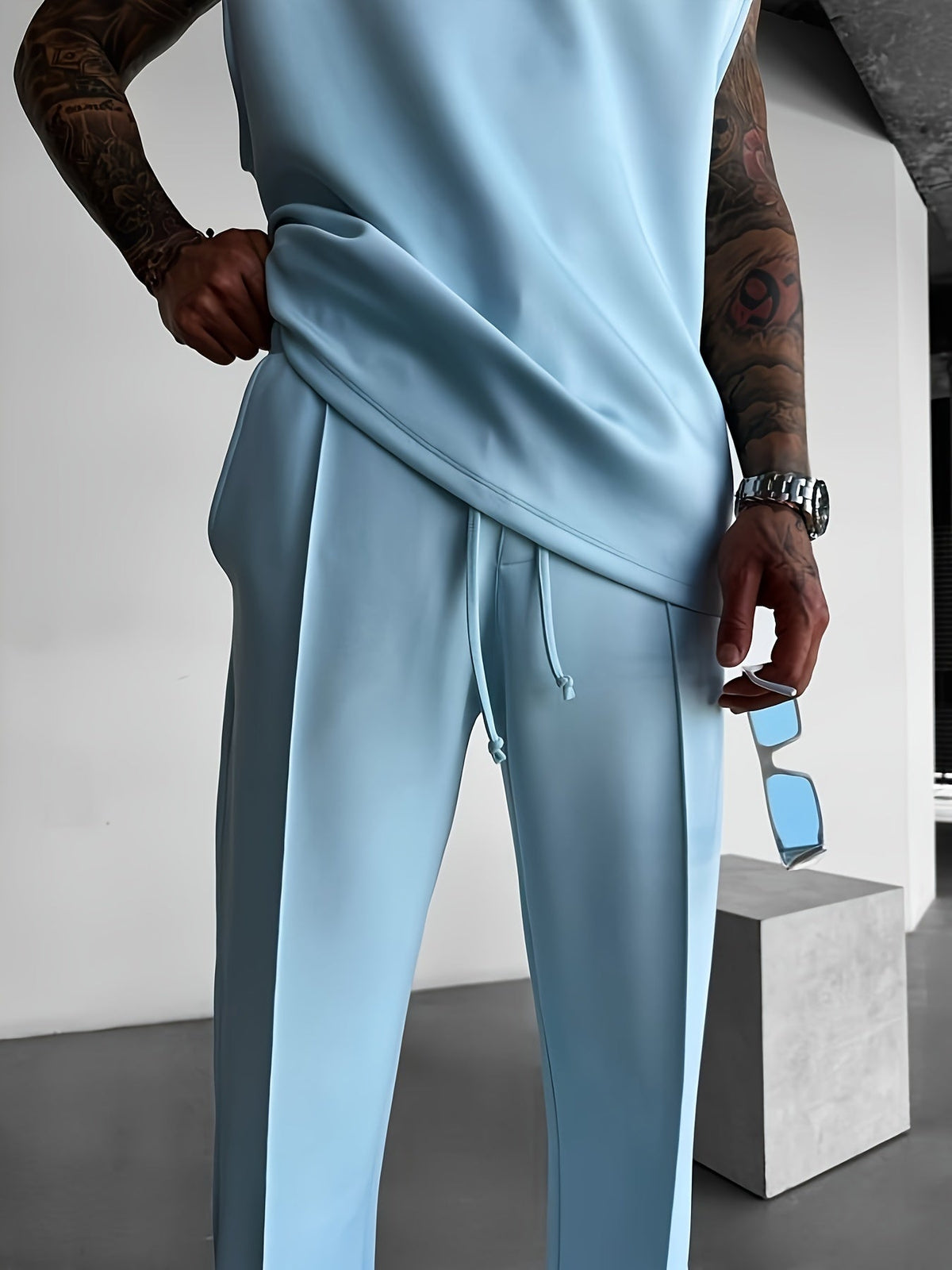 Ellison Pleated Trouser