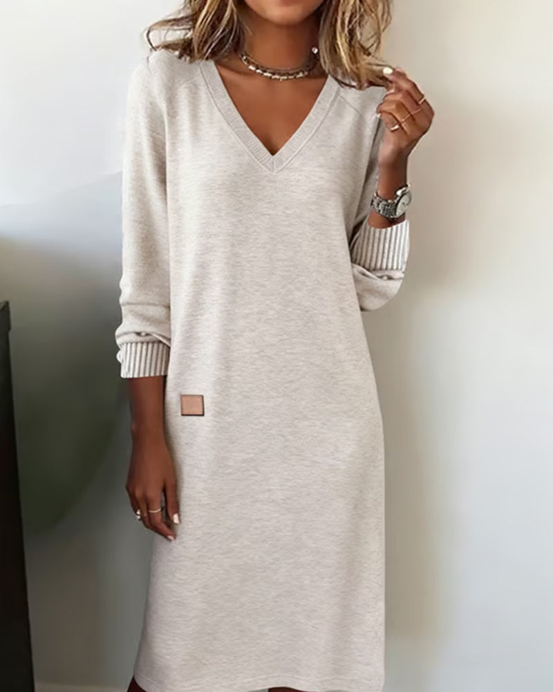 Galenique Relaxed V Neck Sweater Dress