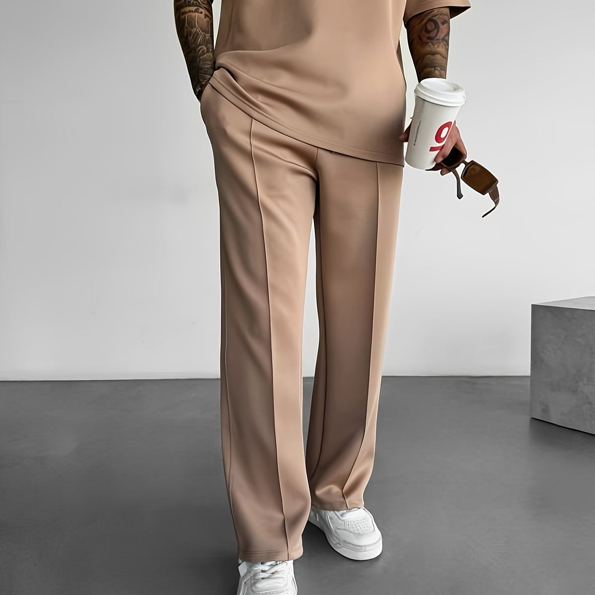 Ellison Pleated Trouser